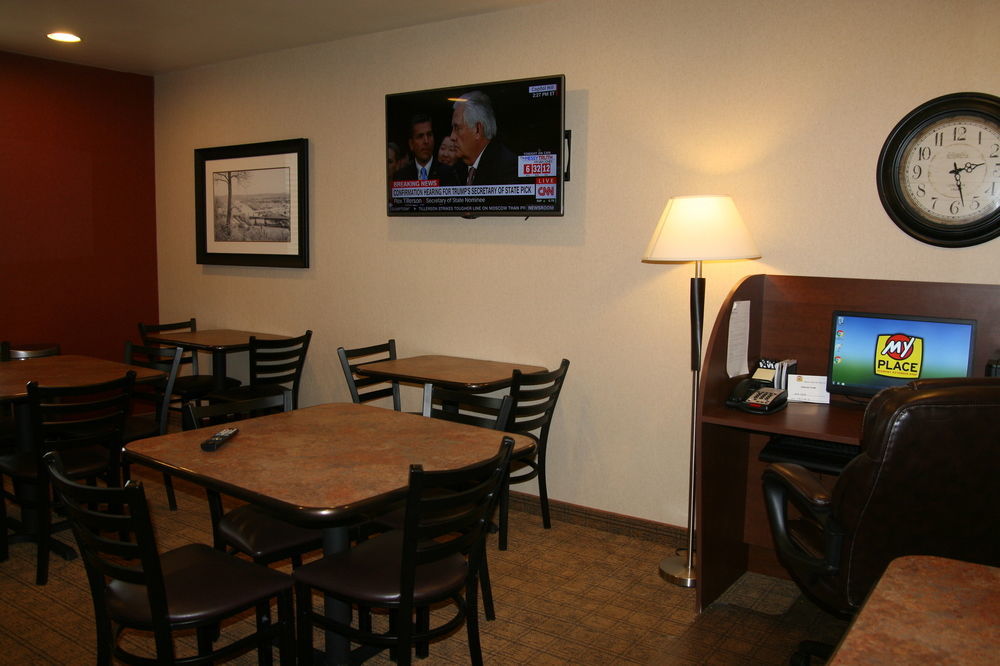 My Place Hotel-Pittsburgh North/Monaca, Pa מראה חיצוני תמונה